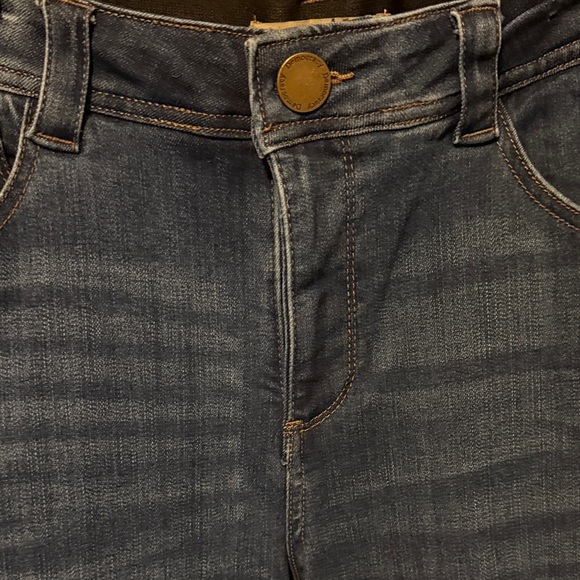 Democracy Barrel Leg Jean - Picture 4 of 7